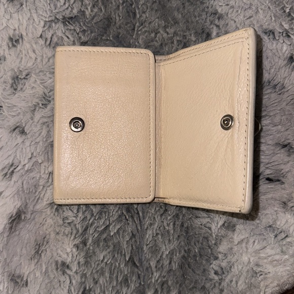 🗣️🔥Balenciaga Mini Papier Tri-Fold wallet! Super dope Women’s or Men’s Wallet - Picture 7 of 12